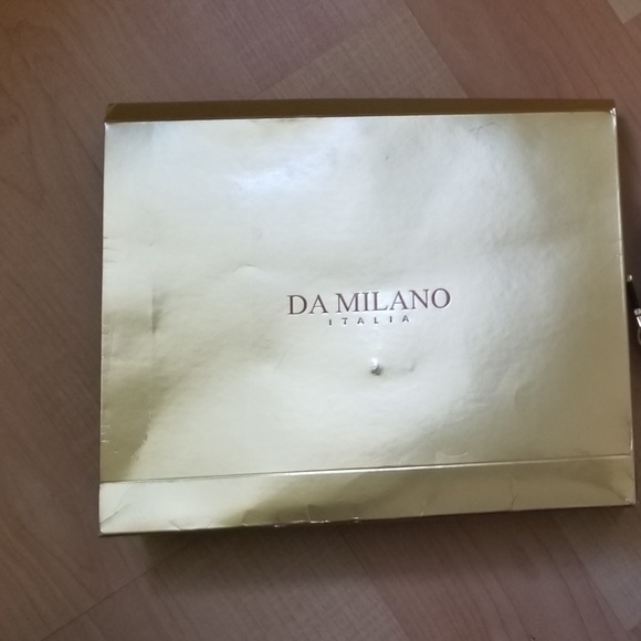 Womans zipper wallet - Picture 2 of 3